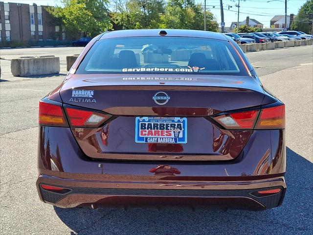 2025 Nissan Altima SV FWD