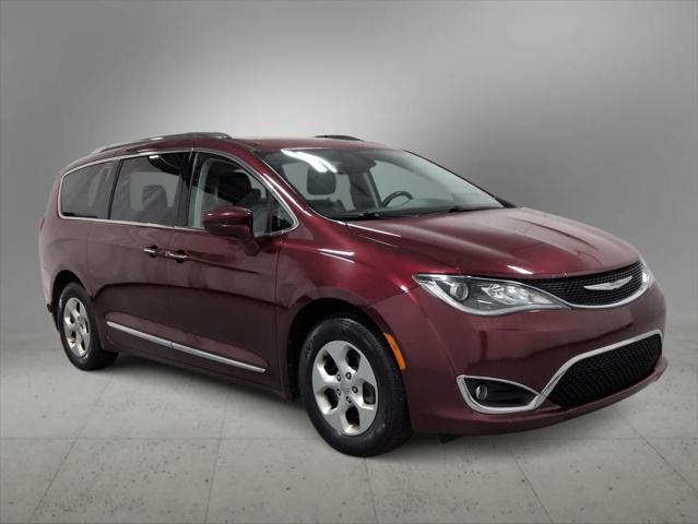 2017 Chrysler Pacifica Touring-L Plus 2017 Chrysler Pacifica Touring-L Plus