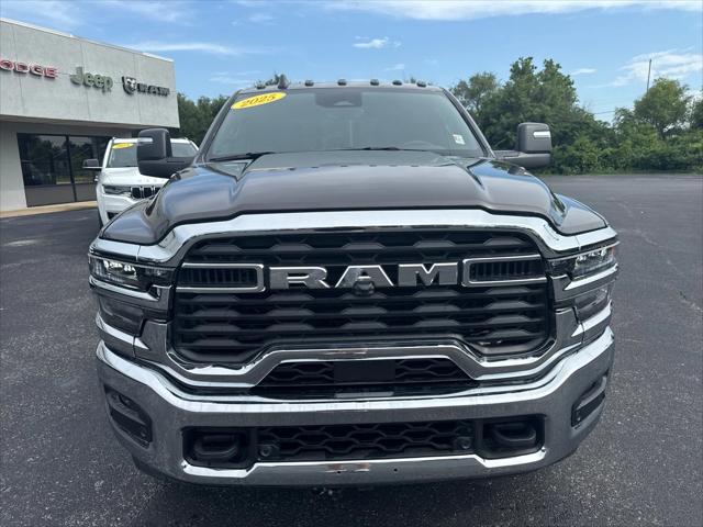 2025 RAM Ram 2500 RAM 2500 TRADESMAN CREW CAB 4X4 64 BOX