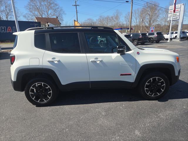 2023 Jeep Renegade Trailhawk 4x4