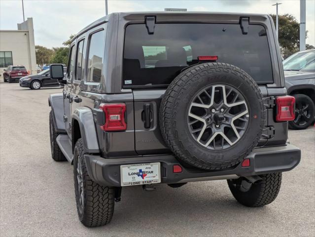 2025 Jeep Wrangler 4-Door Sahara 4x4
