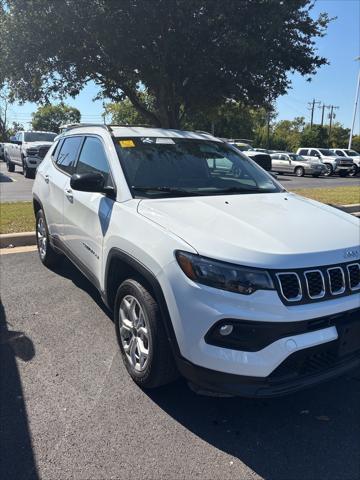 2025 Jeep Compass Latitude 4x4 2025 Jeep Compass Latitude 4x4