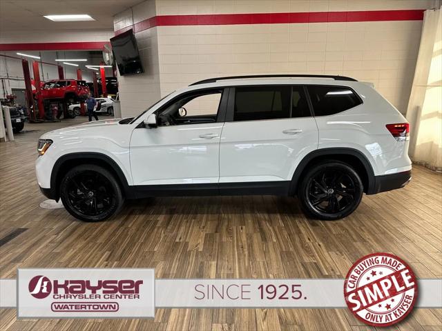 2022 Volkswagen Atlas 3.6L V6 SE w/Technology