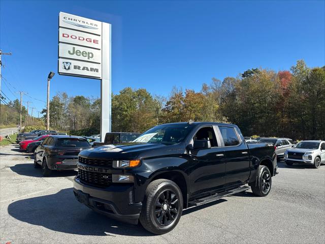 2021 Chevrolet Silverado 1500 4WD Crew Cab Short Bed Custom 2021 Chevrolet Silverado 1500 4WD Crew Cab Short Bed Custom