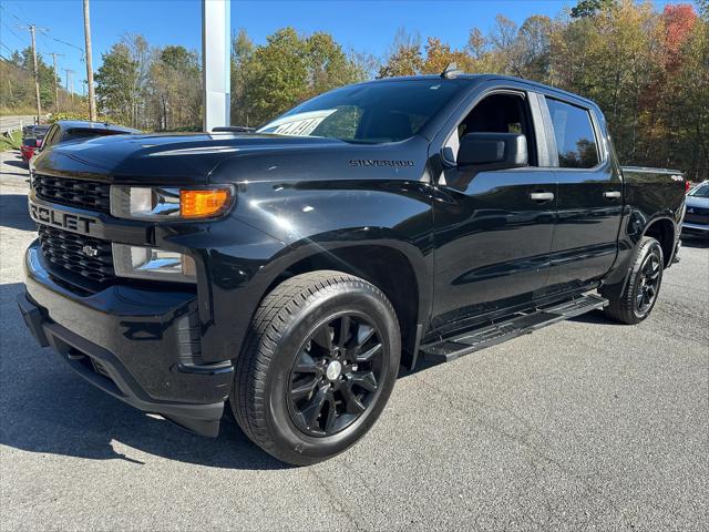 2021 Chevrolet Silverado 1500 4WD Crew Cab Short Bed Custom 2021 Chevrolet Silverado 1500 4WD Crew Cab Short Bed Custom