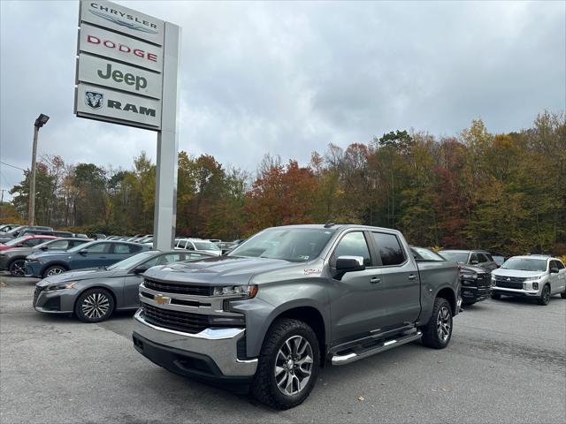 2022 Chevrolet Silverado 1500 LTD 4WD Crew Cab Short Bed LT 2022 Chevrolet Silverado 1500 LTD 4WD Crew Cab Short Bed LT