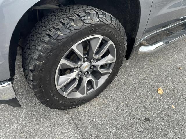 2022 Chevrolet Silverado 1500 LTD 4WD Crew Cab Short Bed LT 2022 Chevrolet Silverado 1500 LTD 4WD Crew Cab Short Bed LT