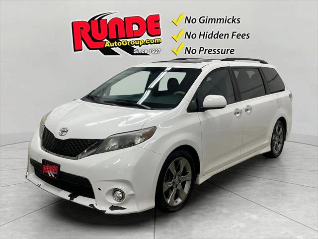 2014 Toyota Sienna SE 8 Passenger 2014 Toyota Sienna SE 8 Passenger