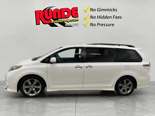 2014 Toyota Sienna SE 8 Passenger 2014 Toyota Sienna SE 8 Passenger