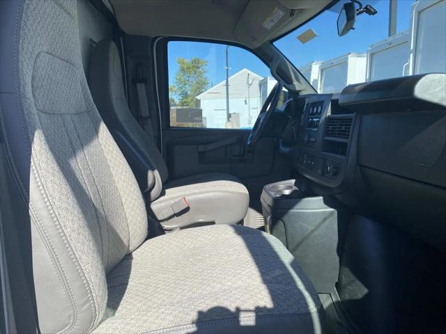 2025 Chevrolet Express Cutaway Work Van