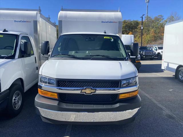 2025 Chevrolet Express Cutaway Work Van