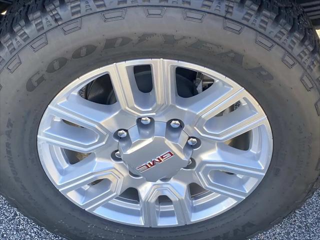 2024 GMC Sierra 3500HD 4WD Crew Cab Long Bed SLT