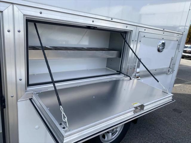 2025 Chevrolet Express Cutaway Work Van