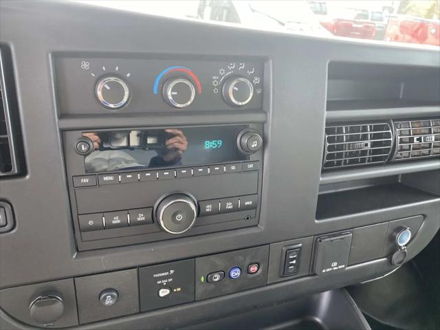 2025 Chevrolet Express Cutaway Work Van