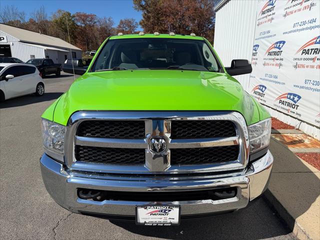 2017 RAM 2500 Tradesman Crew Cab 4x4 64 Box 2017 RAM 2500 Tradesman Crew Cab 4x4 64 Box
