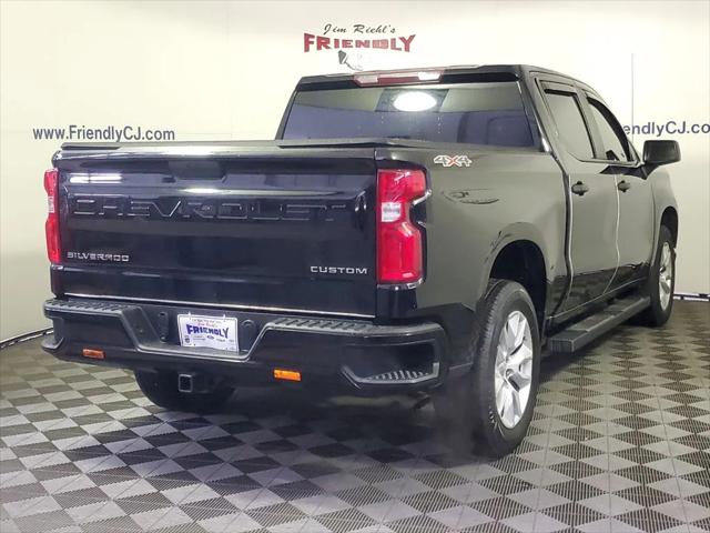 2021 Chevrolet Silverado 1500 4WD Crew Cab Short Bed Custom 2021 Chevrolet Silverado 1500 4WD Crew Cab Short Bed Custom