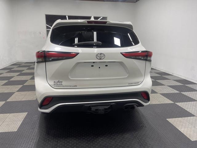 2021 Toyota Highlander XSE 2021 Toyota Highlander XSE