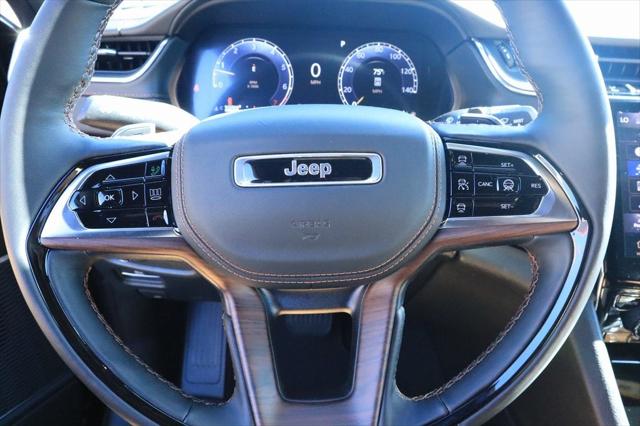 2025 Jeep Grand Cherokee GRAND CHEROKEE L SUMMIT 4X4