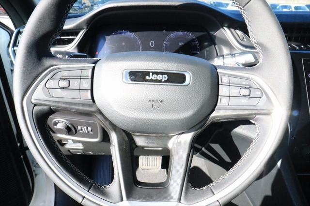 2025 Jeep Grand Cherokee GRAND CHEROKEE LAREDO 4X2 2025 Jeep Grand Cherokee GRAND CHEROKEE LAREDO 4X2