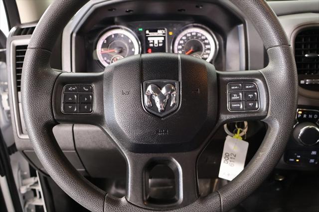 2019 RAM 1500 Classic Tradesman Crew Cab 4x4 57 Box 2019 RAM 1500 Classic Tradesman Crew Cab 4x4 57 Box