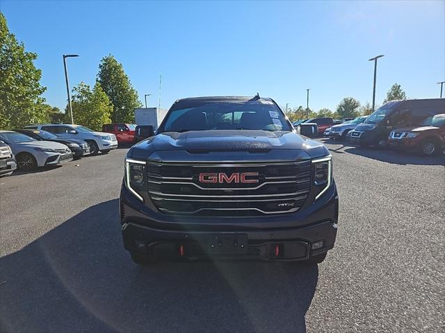 2022 GMC Sierra 1500 4WD Crew Cab Standard Box AT4