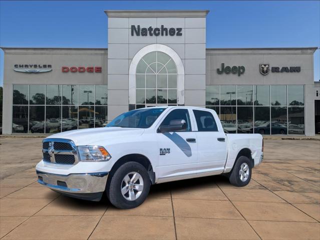 2023 RAM 1500 Classic SLT Crew Cab 4x4 57 Box 2023 RAM 1500 Classic SLT Crew Cab 4x4 57 Box