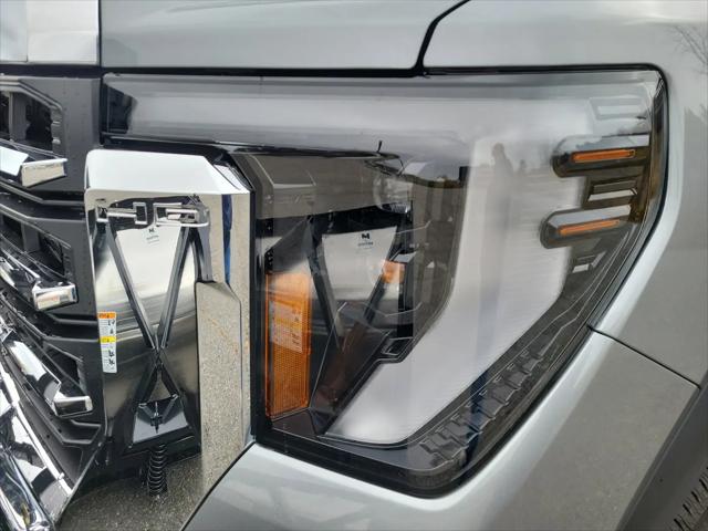 2026 GMC Sierra 2500HD Double Cab, Standard Bed, SLE, RWD