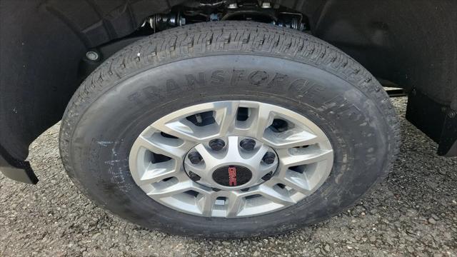 2026 GMC Sierra 2500HD Double Cab, Standard Bed, SLE, RWD