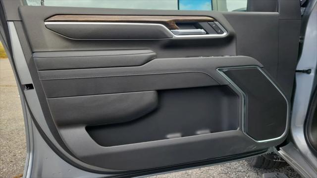 2026 GMC Sierra 2500HD Double Cab, Standard Bed, SLE, RWD