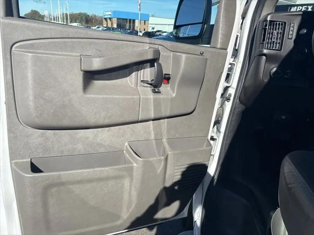 2023 Chevrolet Express Cargo Van RWD 2500 Regular Wheelbase WT