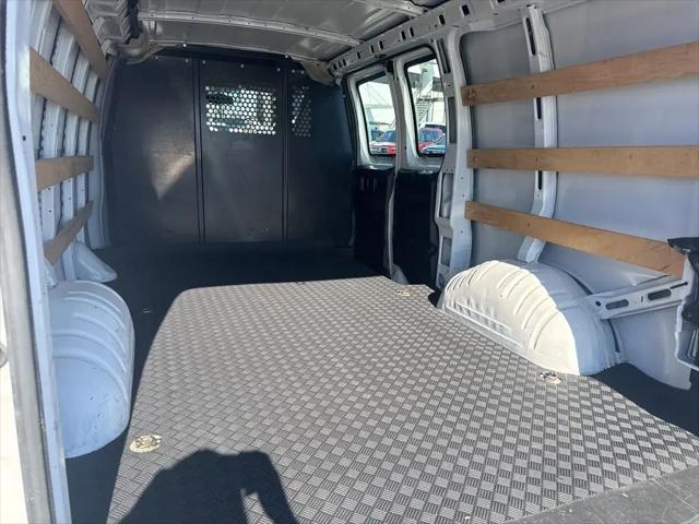 2023 Chevrolet Express Cargo Van RWD 2500 Regular Wheelbase WT