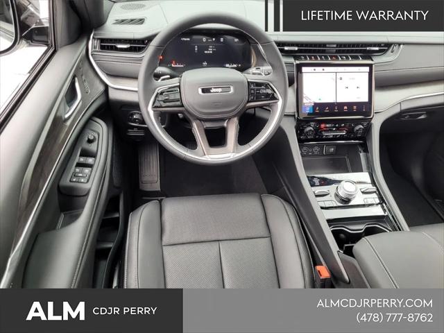 2025 Jeep Grand Cherokee L Overland 4x4