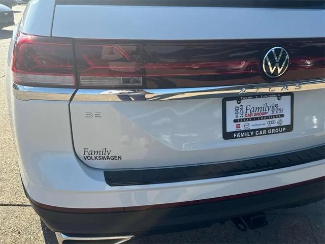2026 Volkswagen Atlas SE with Technology