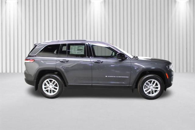 2025 Jeep Grand Cherokee GRAND CHEROKEE LAREDO X 4X4 2025 Jeep Grand Cherokee GRAND CHEROKEE LAREDO X 4X4