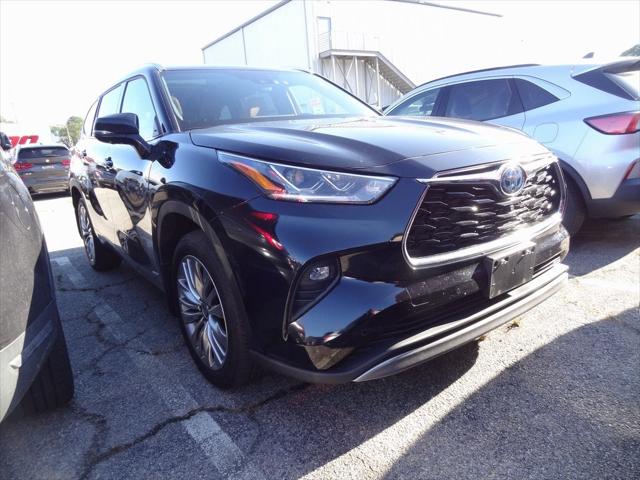 2024 Toyota Highlander Hybrid Platinum 2024 Toyota Highlander Hybrid Platinum