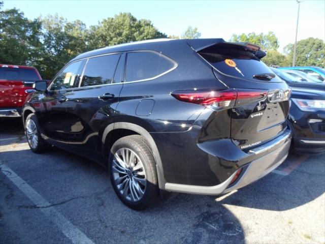 2024 Toyota Highlander Hybrid Platinum 2024 Toyota Highlander Hybrid Platinum