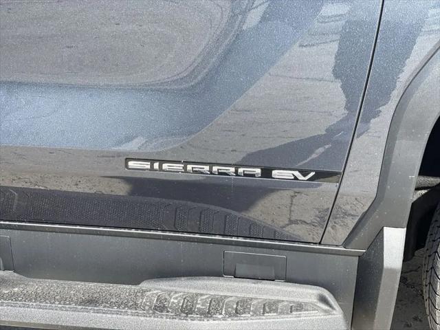 2026 GMC Sierra Standard Range Elevation