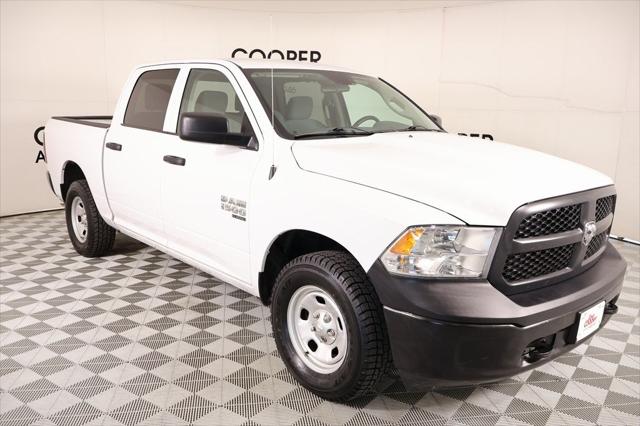 2019 RAM 1500 Classic Tradesman Crew Cab 4x4 57 Box 2019 RAM 1500 Classic Tradesman Crew Cab 4x4 57 Box
