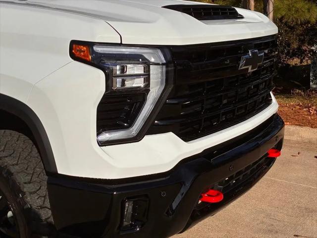 2026 Chevrolet Silverado 2500HD Crew Cab, Standard Bed, LT, 4WD