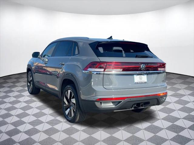 2026 Volkswagen Atlas Cross Sport SE with Technology