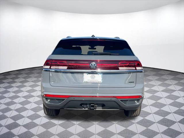 2026 Volkswagen Atlas Cross Sport SE with Technology