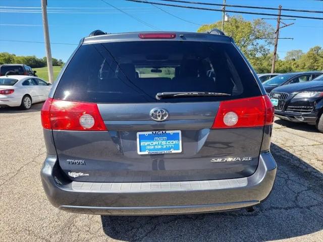 2009 Toyota Sienna XLE