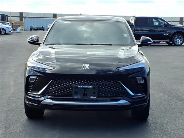 2024 Buick NV Avenir FWD