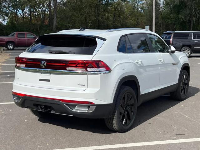 2026 Volkswagen Atlas Cross Sport SE with Technology