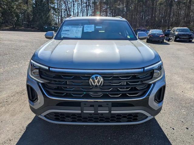 2026 Volkswagen Atlas Cross Sport SE with Technology