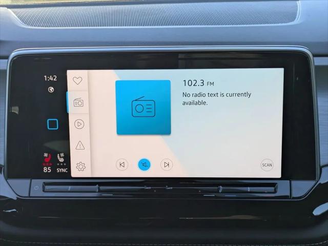 2026 Volkswagen Atlas Cross Sport SE with Technology
