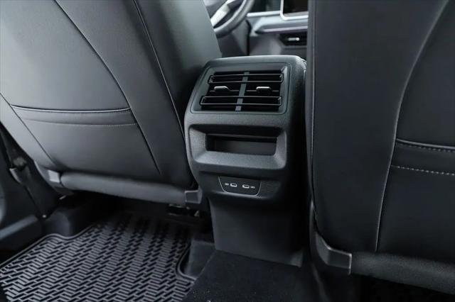 2026 Volkswagen Atlas Cross Sport SEL