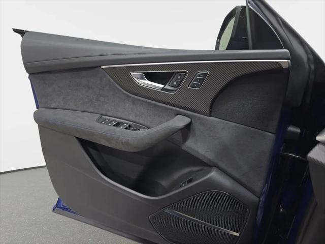 2026 Audi RS Q8 performance quattro tiptronic