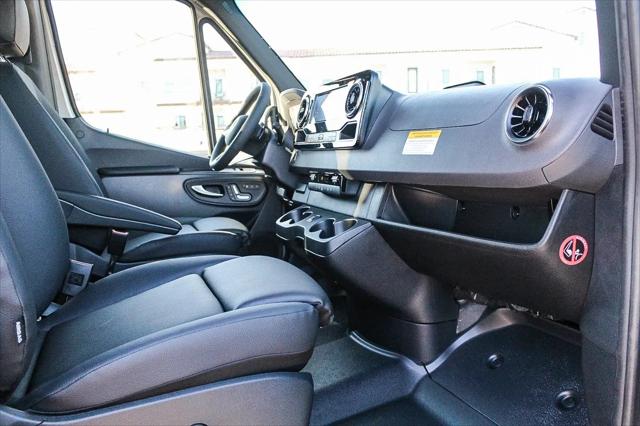 2026 Mercedes-Benz Sprinter 2500 Standard Roof 4-Cyl Diesel HO