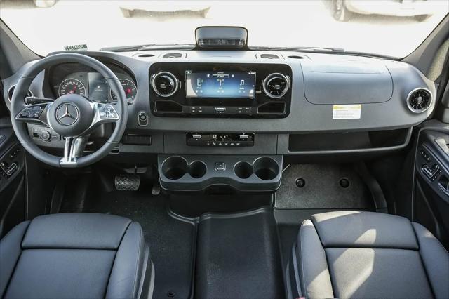 2026 Mercedes-Benz Sprinter 2500 Standard Roof 4-Cyl Diesel HO